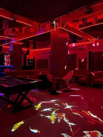 Le Bar